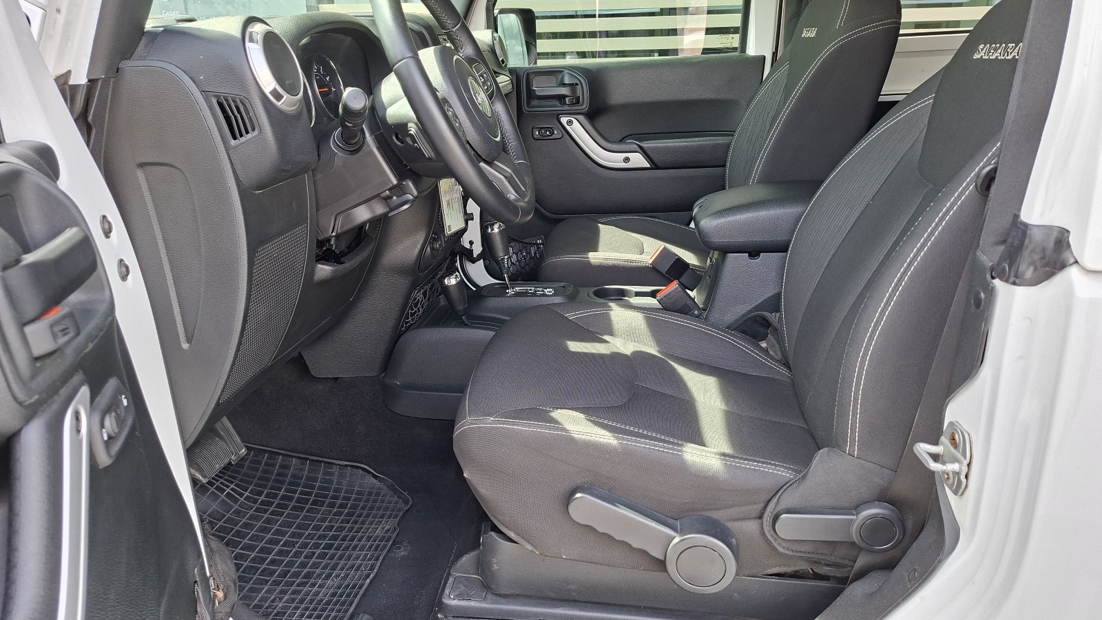 Інші авто JEEP WRANGLER 2017 року з пробігом 44026 км, Універсал, Тойота Центр Ужгород "Карат Мотор", м.Ужгород - 1027000 ГРН | Фото № 12