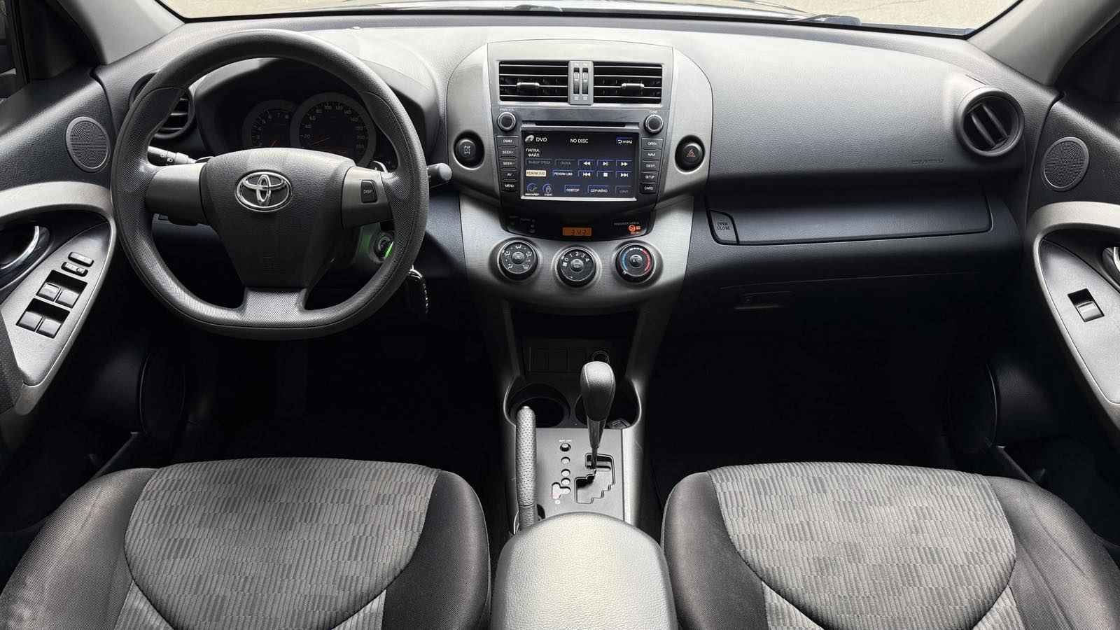 Toyota RAV4 2012 року з пробігом 130000 км, Універсал, Тойота Центр Київ "Автосаміт Укравто", м.Київ - 568888 ГРН | Фото № 8