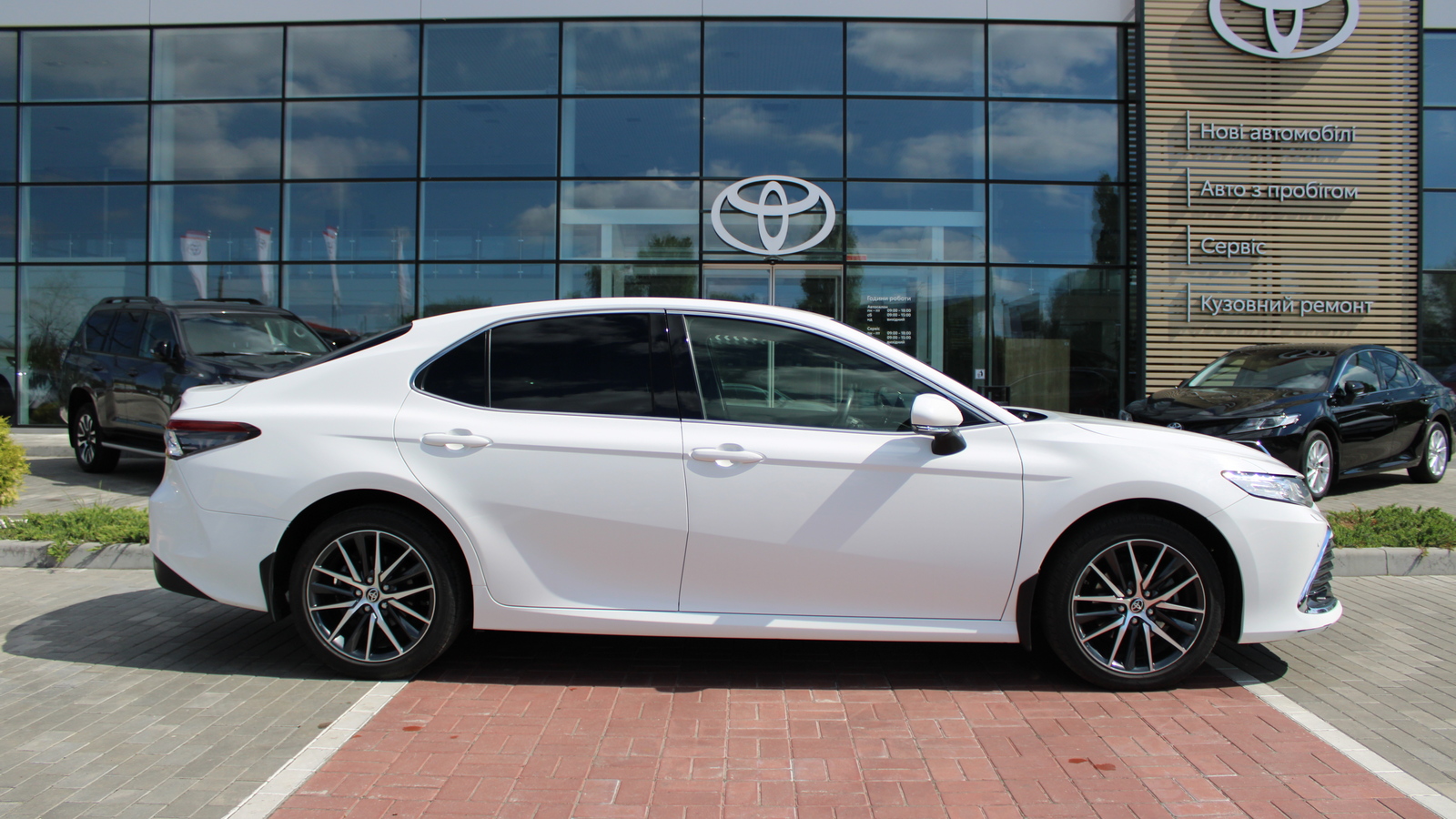 Toyota CAMRY 2021 року з пробігом 97553 км, Седан, Тойота Центр Черкаси "Мотор Сіті", м.Черкаси - 1400000 ГРН | Фото № 16