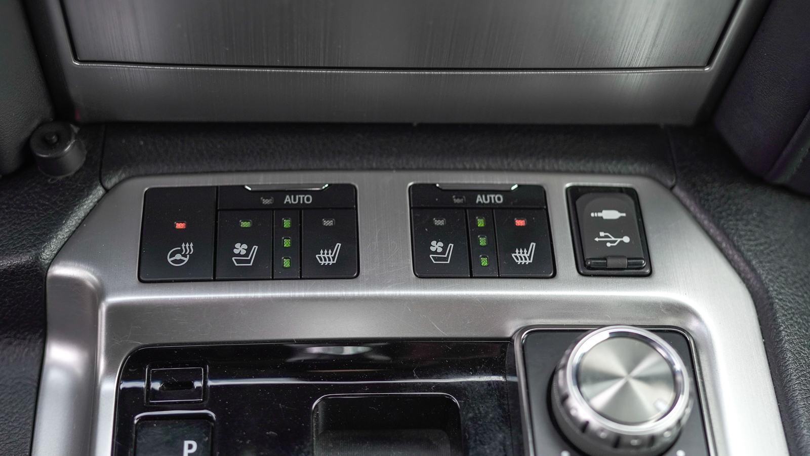 Toyota LAND CRUISER 2017 року з пробігом 157045 км, Універсал, Тойота Центр Львів "Діамант", м.Львів - 2425500 ГРН | Фото № 34