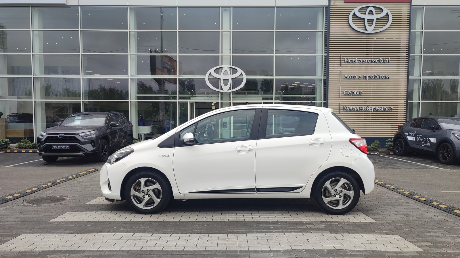 Toyota YARIS 2017 року з пробігом 170184 км, Хетчбек, Тойота Центр Київ "ВіДі Автострада", м.Київ - 590000 ГРН | Фото № 3