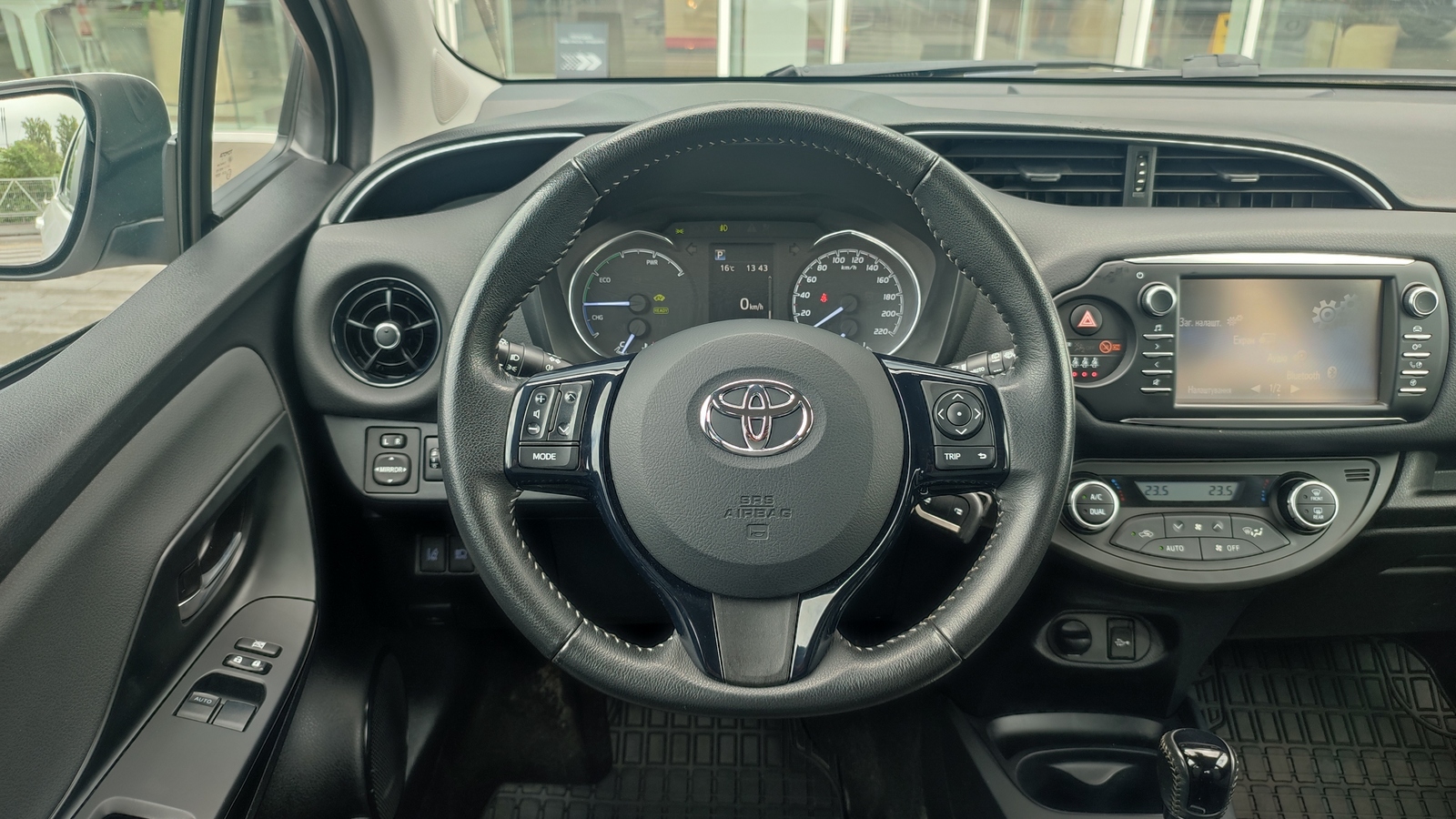 Toyota YARIS 2017 року з пробігом 170184 км, Хетчбек, Тойота Центр Київ "ВіДі Автострада", м.Київ - 590000 ГРН | Фото № 9