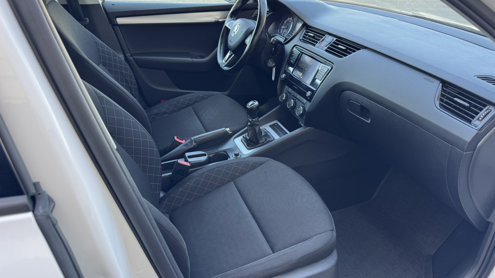 Інші авто SKODA OCTAVIA 2019 року, Седан, Тойота Центр Київ "Автосаміт Укравто", м.Київ | Фото № 6 Інші авто SKODA OCTAVIA 2019 року з пробігом 173154 км, Седан, Тойота Центр Київ "Автосаміт Укравто", м.Київ - 679000 ГРН | Фото № 6