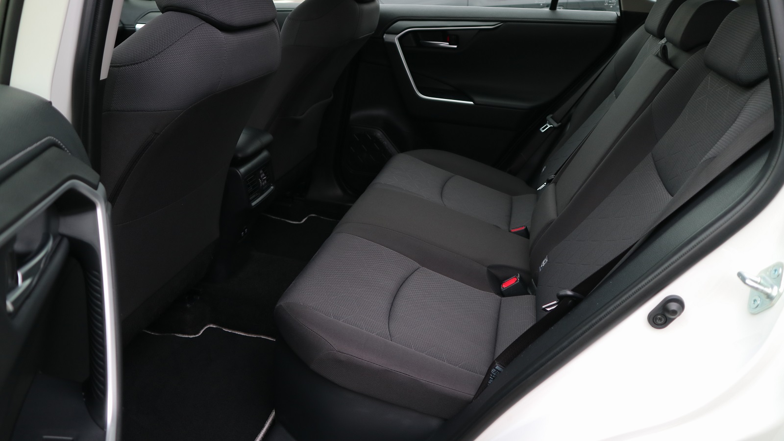 Toyota RAV4 2021 року з пробігом 90128 км, Універсал, Тойота Центр Київ "Автосаміт Укравто Столичне", м.Київ - 1220000 ГРН | Фото № 14