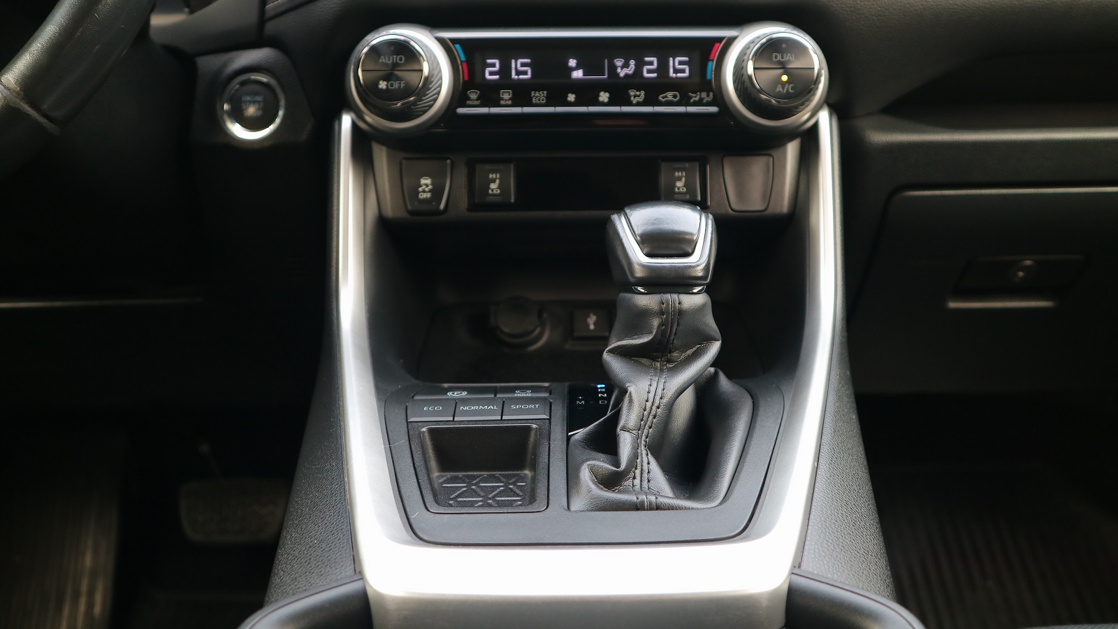 Toyota RAV4 2021 року з пробігом 90128 км, Універсал, Тойота Центр Київ "Автосаміт Укравто Столичне", м.Київ - 1220000 ГРН | Фото № 17