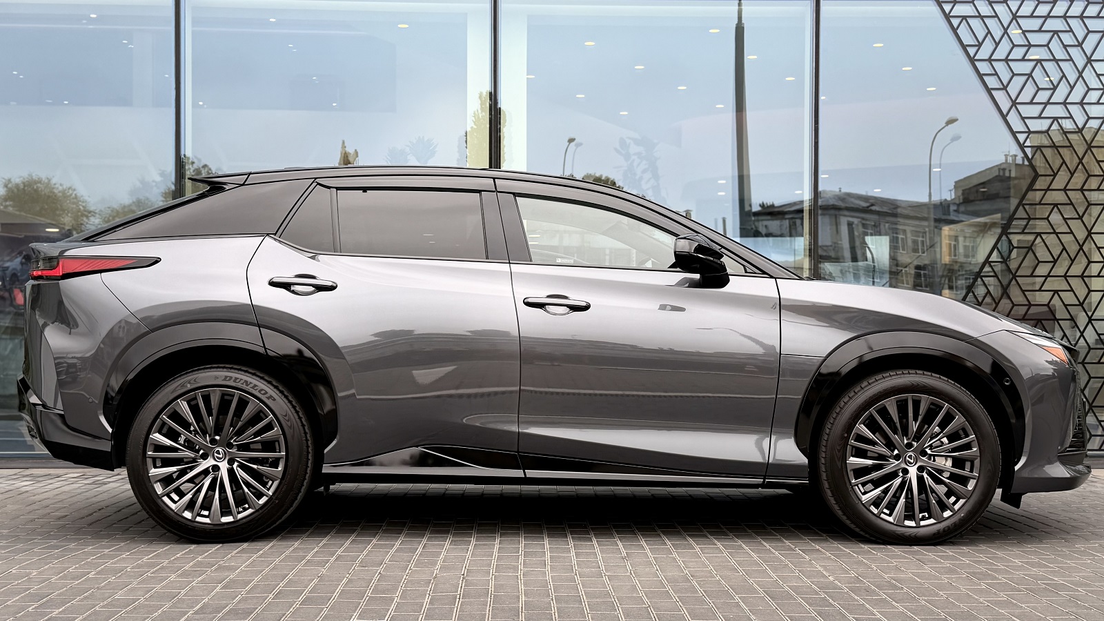 Lexus RZ 450e 2024 року з пробігом 8850 км, Універсал, Лексус Одеса, м.Одеса - 2620670 ГРН | Фото № 17