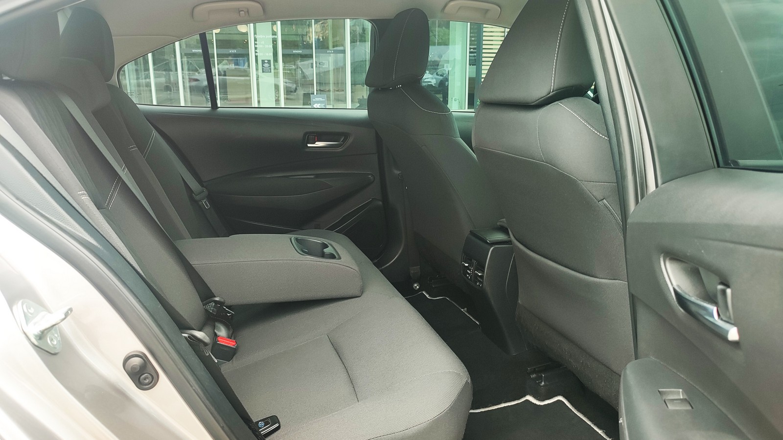 Toyota COROLLA 2019 року з пробігом 100966 км, Седан, Тойота Центр Київ "ВіДі Автострада", м.Київ - 940000 ГРН | Фото № 7