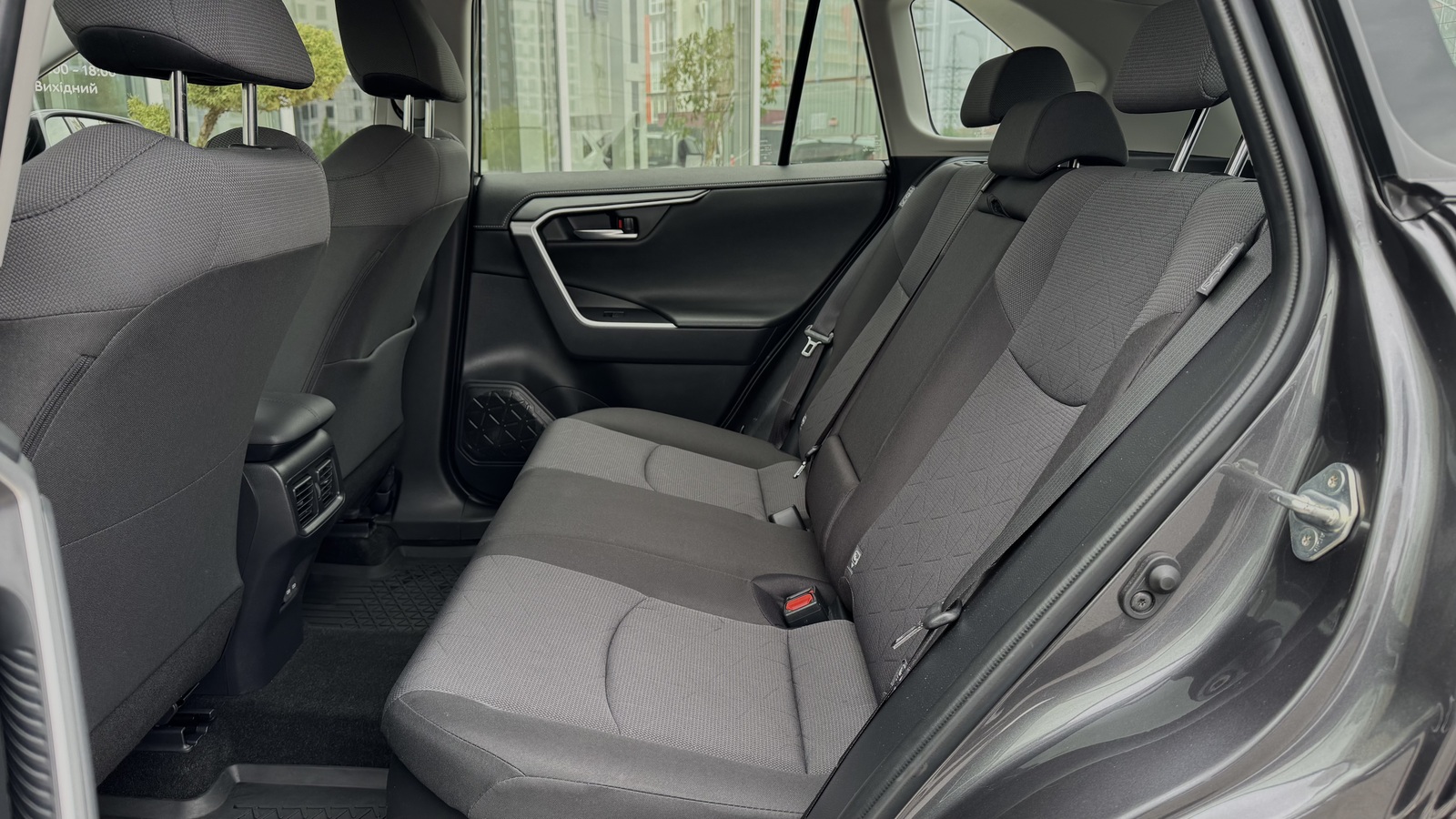 Toyota RAV4 2025 року з пробігом 15853 км, Універсал, Тойота Центр Чернігів "Соллі-Плюс", м.Чернігів - 1772000 ГРН | Фото № 17