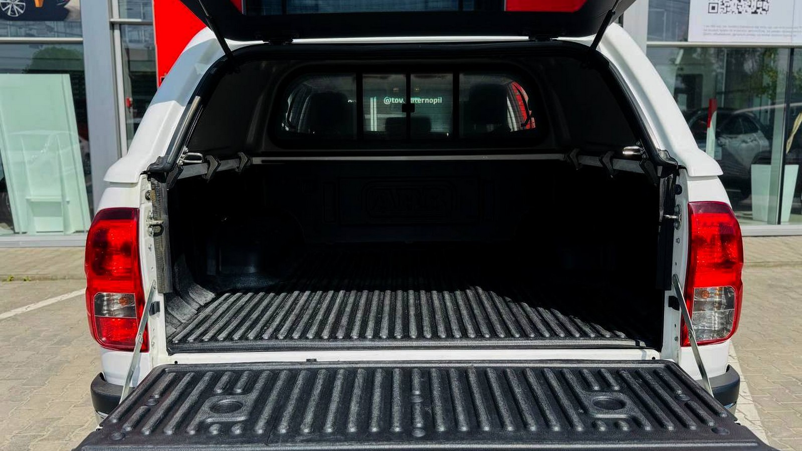 Toyota HILUX 2023 року з пробігом 135005 км, Пікап, Тойота Центр Тернопіль "Кристал Моторс", м.Тернопіль - 1820000 ГРН | Фото № 10