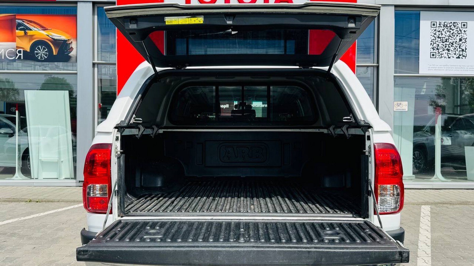 Toyota HILUX 2023 року з пробігом 137741 км, Пікап, Тойота Центр Тернопіль "Кристал Моторс", м.Тернопіль - 1820000 ГРН | Фото № 10