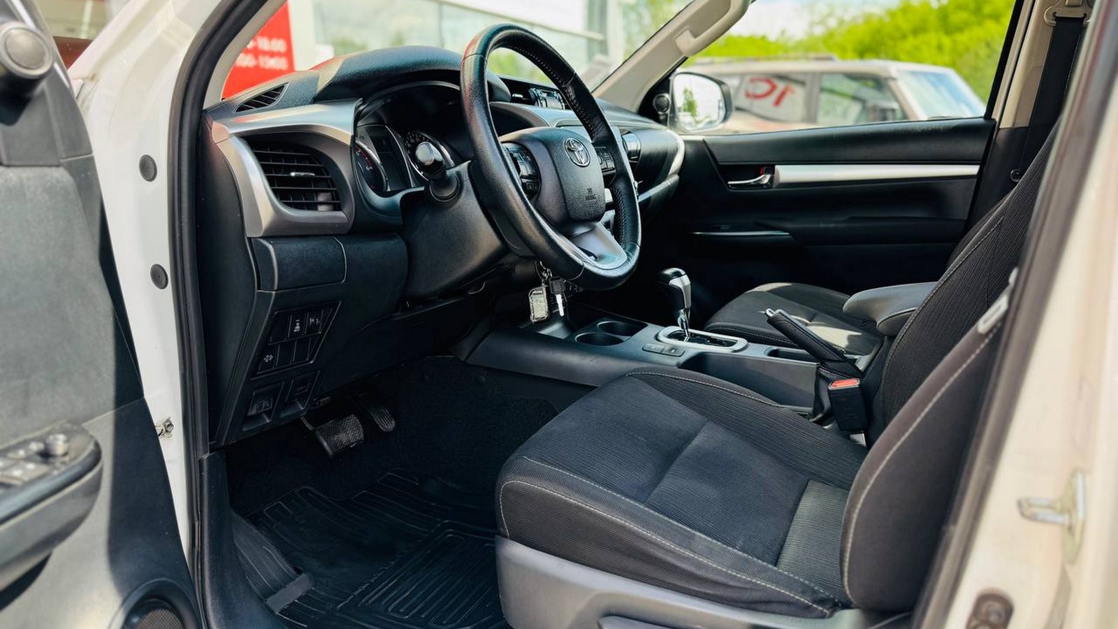 Toyota HILUX 2023 року з пробігом 137741 км, Пікап, Тойота Центр Тернопіль "Кристал Моторс", м.Тернопіль - 1820000 ГРН | Фото № 12