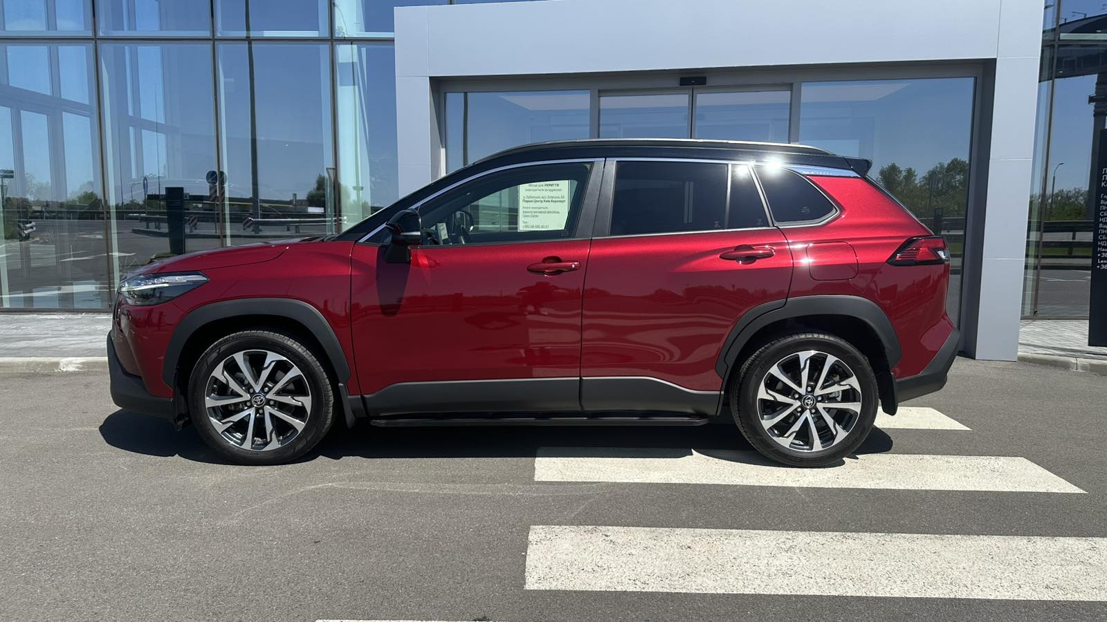 Toyota COROLLA CROSS 2024 року, Універсал, Лексус Київ Аеропорт, м.Київ | Фото № 3 Toyota COROLLA CROSS 2024 року з пробігом 5950 км, Універсал, Лексус Київ Аеропорт, м.Київ - 1611950 ГРН | Фото № 3