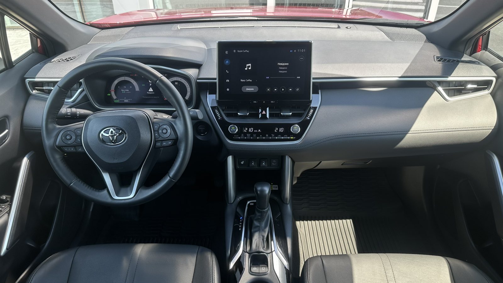 Toyota COROLLA CROSS 2024 року, Універсал, Лексус Київ Аеропорт, м.Київ | Фото № 8 Toyota COROLLA CROSS 2024 року з пробігом 5950 км, Універсал, Лексус Київ Аеропорт, м.Київ - 1611950 ГРН | Фото № 8