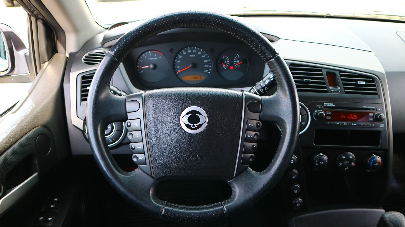 Інші авто SSANG YONG KYRON 2010 року, Універсал, Тойота Центр Київ "Автосаміт Укравто Столичне", м.Київ | Фото № 9 Інші авто SSANG YONG KYRON 2010 року з пробігом 148918 км, Універсал, Тойота Центр Київ "Автосаміт Укравто Столичне", м.Київ - 438000 ГРН | Фото № 9