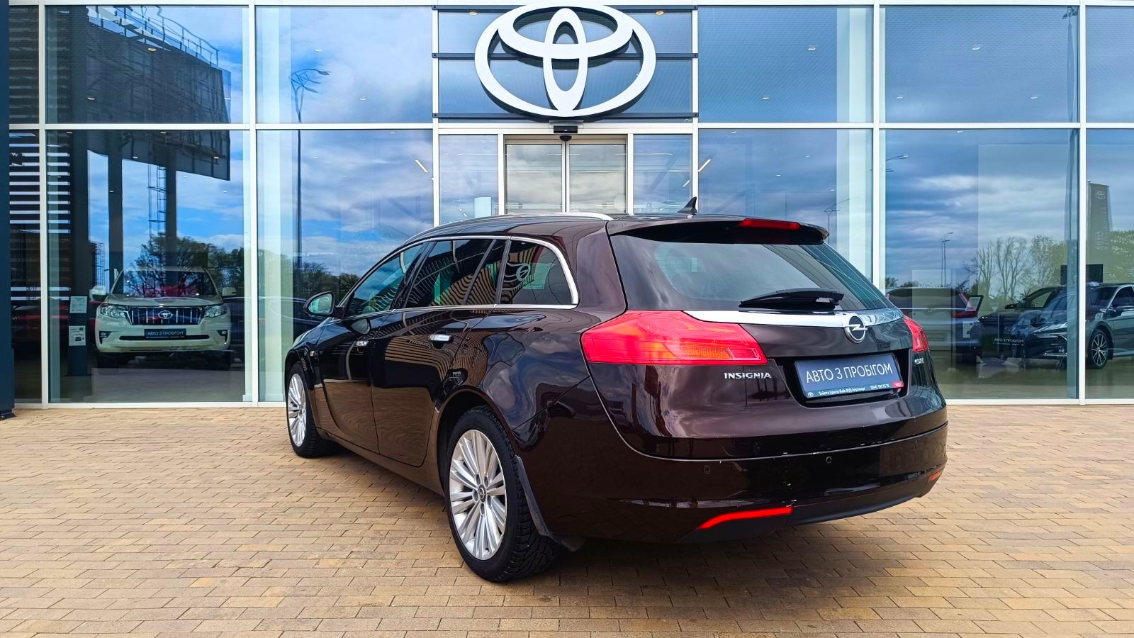Інші авто OPEL INSIGNIA 2013 року, Універсал, Тойота Центр Київ «ВІДІ Аеропорт», м.Київ | Фото № 2 Інші авто OPEL INSIGNIA 2013 року з пробігом 215486 км, Універсал, Тойота Центр Київ «ВІДІ Аеропорт», м.Київ - 450000 ГРН | Фото № 2