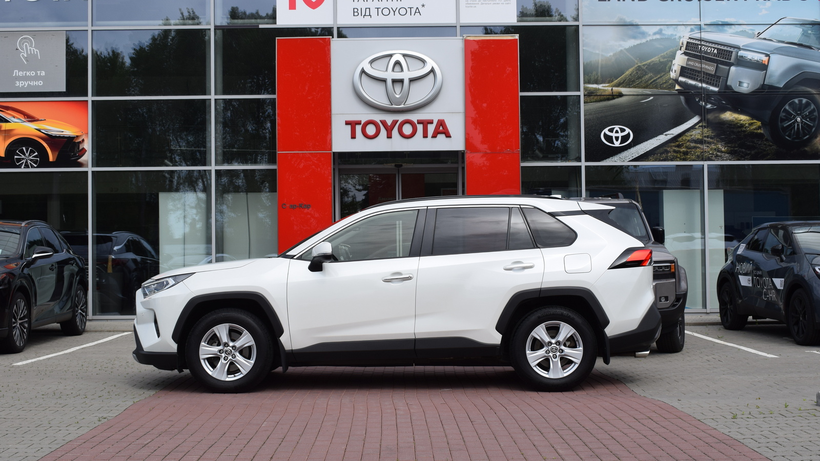 Toyota RAV4 2019 року, Універсал, Тойота Центр Житомир "Стар - Кар", м.Житомир | Фото № 3 Toyota RAV4 2019 року з пробігом 217239 км, Універсал, Тойота Центр Житомир "Стар - Кар", м.Житомир - 1077480 ГРН | Фото № 3