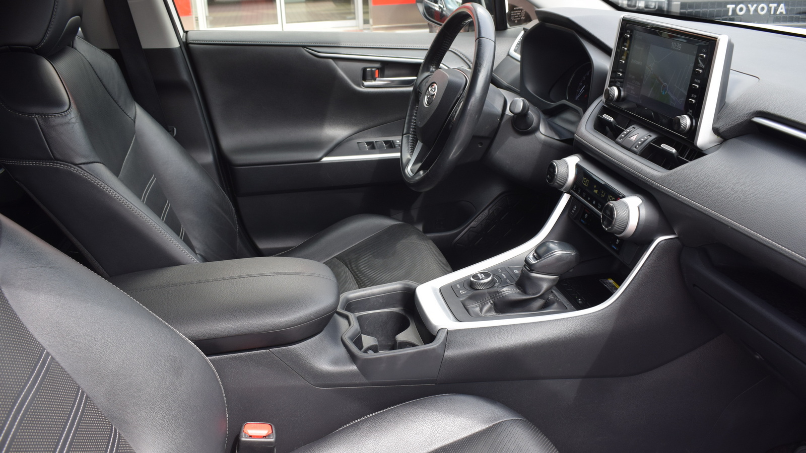 Toyota RAV4 2019 року, Універсал, Тойота Центр Житомир "Стар - Кар", м.Житомир | Фото № 6 Toyota RAV4 2019 року з пробігом 217239 км, Універсал, Тойота Центр Житомир "Стар - Кар", м.Житомир - 1077480 ГРН | Фото № 6