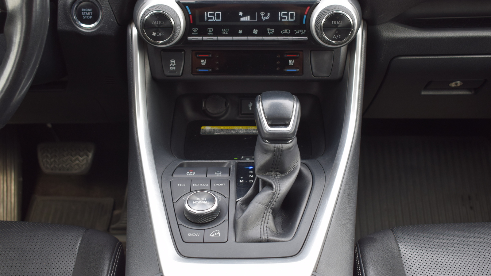 Toyota RAV4 2019 року, Універсал, Тойота Центр Житомир "Стар - Кар", м.Житомир | Фото № 21 Toyota RAV4 2019 року з пробігом 217239 км, Універсал, Тойота Центр Житомир "Стар - Кар", м.Житомир - 1077480 ГРН | Фото № 21