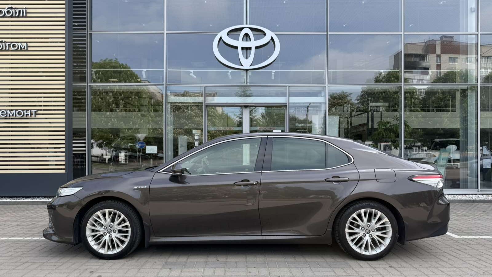 Toyota CAMRY 2019 року, Седан, Тойота Центр Луцьк "Автоконцепт", м.Луцьк | Фото № 3 Toyota CAMRY 2019 року з пробігом 91952 км, Седан, Тойота Центр Луцьк "Автоконцепт", м.Луцьк - 1190000 ГРН | Фото № 3