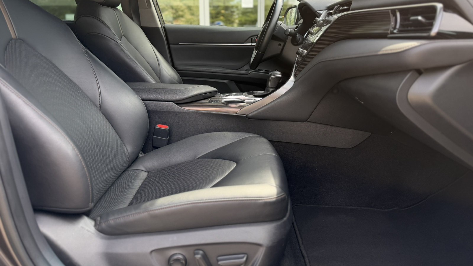 Toyota CAMRY 2019 року, Седан, Тойота Центр Луцьк "Автоконцепт", м.Луцьк | Фото № 6 Toyota CAMRY 2019 року з пробігом 91952 км, Седан, Тойота Центр Луцьк "Автоконцепт", м.Луцьк - 1190000 ГРН | Фото № 6