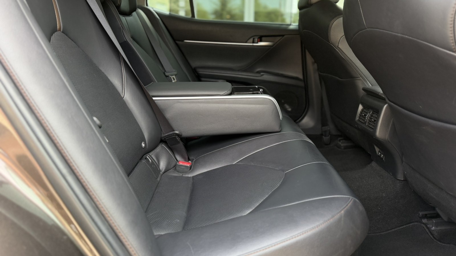 Toyota CAMRY 2019 року, Седан, Тойота Центр Луцьк "Автоконцепт", м.Луцьк | Фото № 7 Toyota CAMRY 2019 року з пробігом 91952 км, Седан, Тойота Центр Луцьк "Автоконцепт", м.Луцьк - 1190000 ГРН | Фото № 7