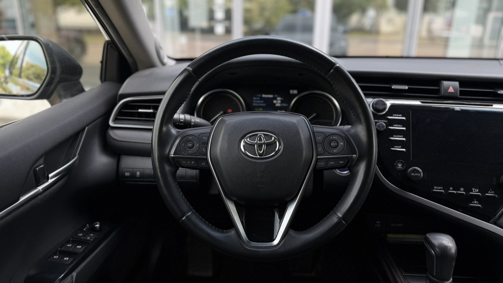 Toyota CAMRY 2019 року, Седан, Тойота Центр Луцьк "Автоконцепт", м.Луцьк | Фото № 9 Toyota CAMRY 2019 року з пробігом 91952 км, Седан, Тойота Центр Луцьк "Автоконцепт", м.Луцьк - 1190000 ГРН | Фото № 9