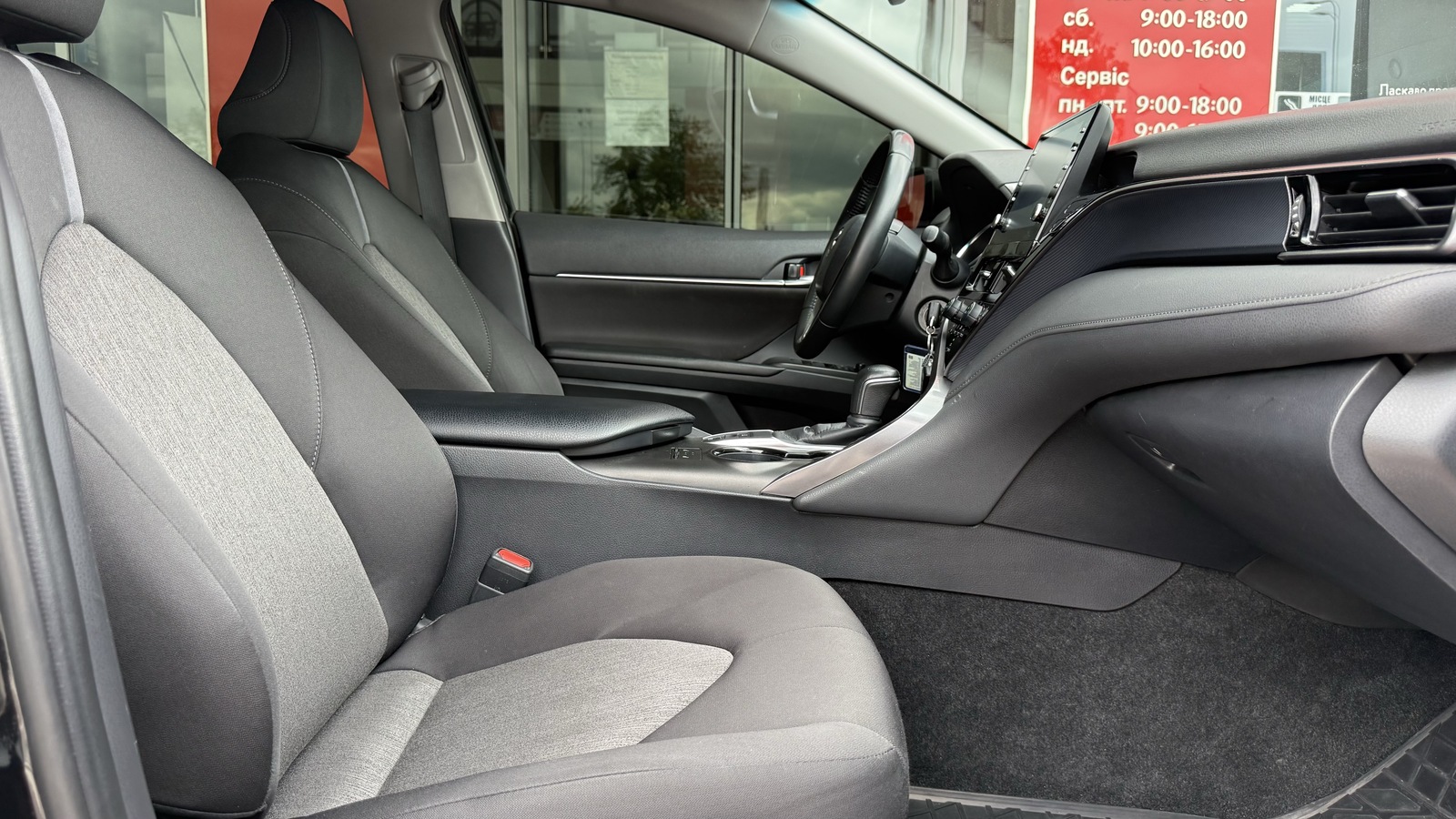 Toyota CAMRY 2023 року, Седан, Тойота Центр Вінниця "Преміум Мотор", м.Вінниця | Фото № 6 Toyota CAMRY 2023 року з пробігом 51434 км, Седан, Тойота Центр Вінниця "Преміум Мотор", м.Вінниця - 1254000 ГРН | Фото № 6