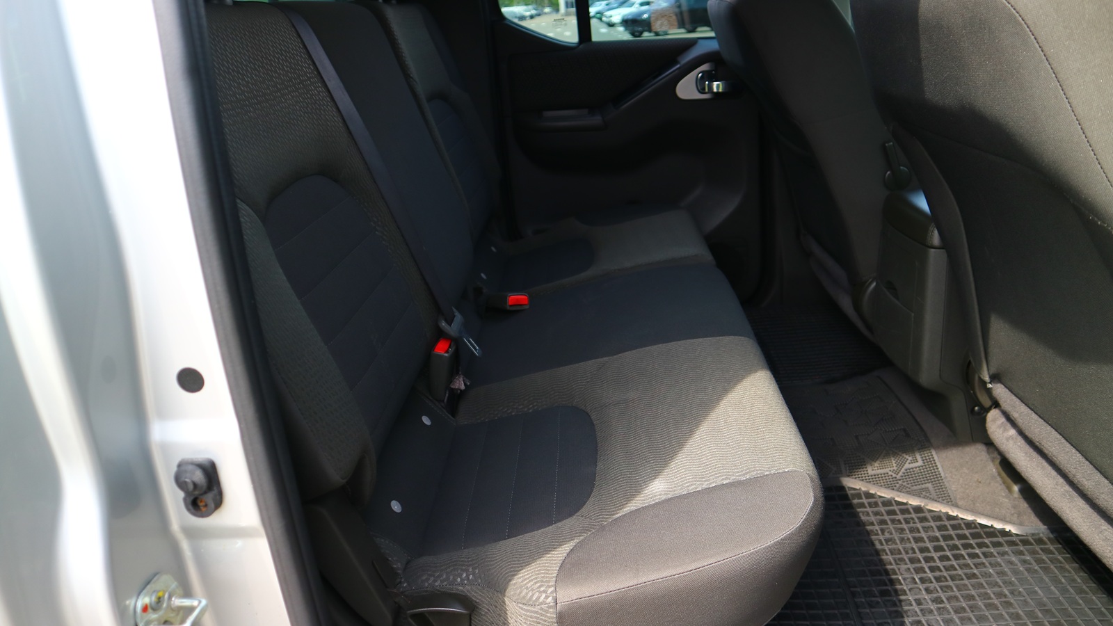 Інші авто NISSAN Navara 2011 року, Пікап, Тойота Центр Київ "Автосаміт Укравто Столичне", м.Київ | Фото № 7 Інші авто NISSAN Navara 2011 року з пробігом 143334 км, Пікап, Тойота Центр Київ "Автосаміт Укравто Столичне", м.Київ - 742000 ГРН | Фото № 7