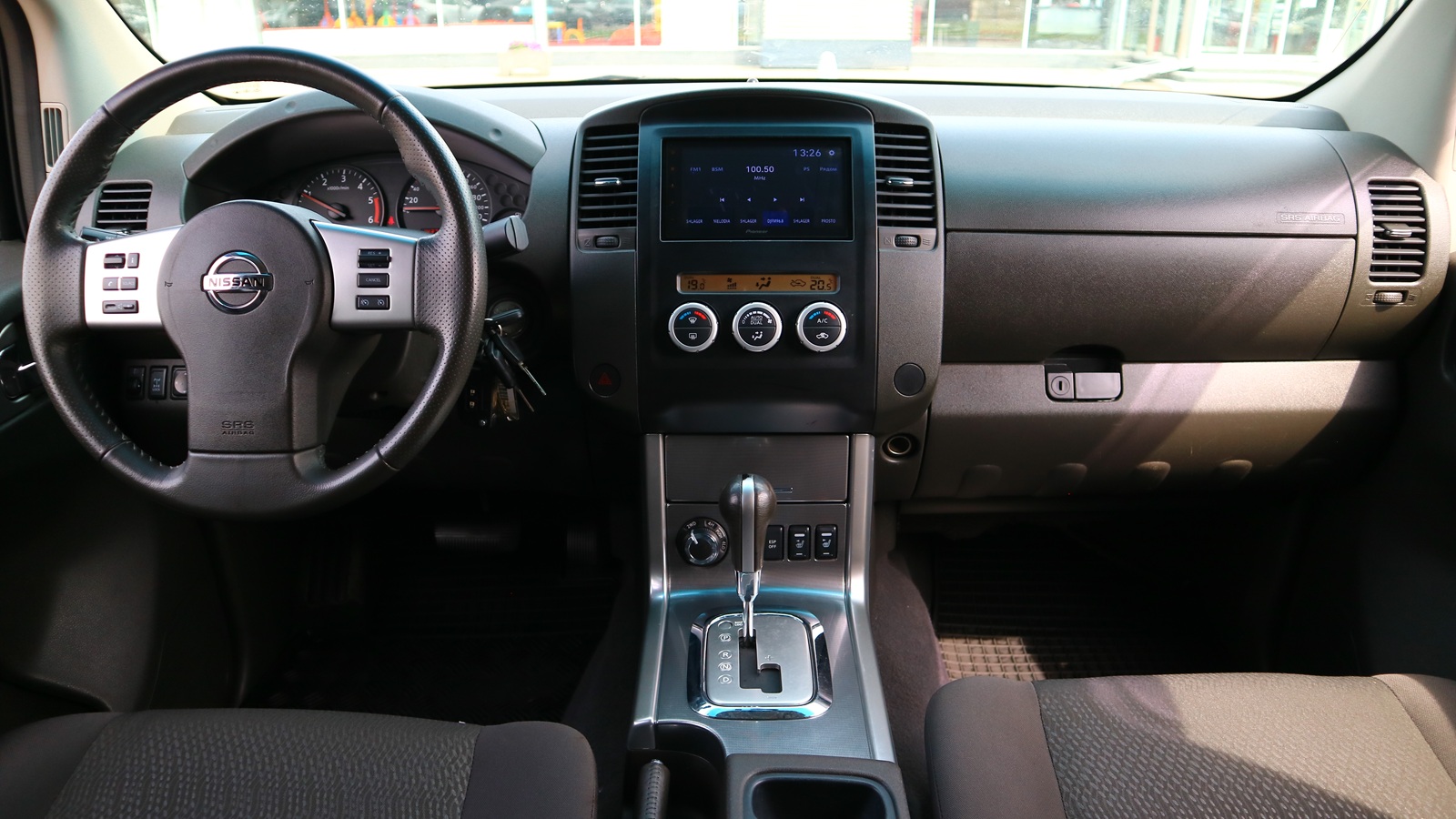 Інші авто NISSAN Navara 2011 року, Пікап, Тойота Центр Київ "Автосаміт Укравто Столичне", м.Київ | Фото № 8 Інші авто NISSAN Navara 2011 року з пробігом 143334 км, Пікап, Тойота Центр Київ "Автосаміт Укравто Столичне", м.Київ - 742000 ГРН | Фото № 8