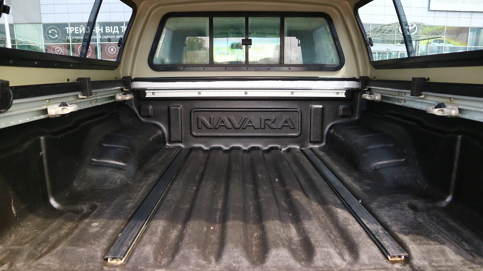Інші авто NISSAN Navara 2011 року, Пікап, Тойота Центр Київ "Автосаміт Укравто Столичне", м.Київ | Фото № 10 Інші авто NISSAN Navara 2011 року з пробігом 143334 км, Пікап, Тойота Центр Київ "Автосаміт Укравто Столичне", м.Київ - 742000 ГРН | Фото № 10