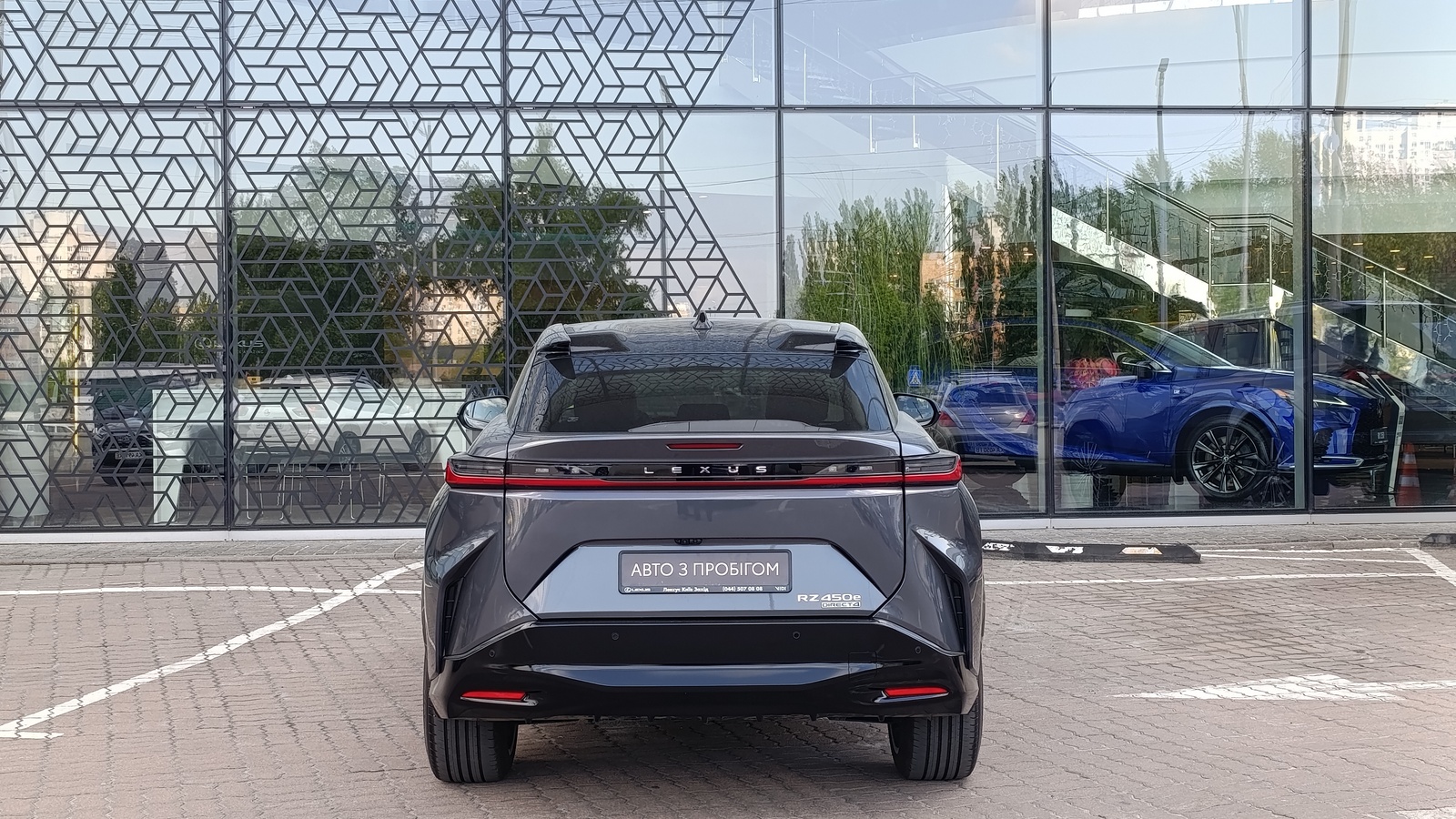 Lexus RZ 450e 2024 року з пробігом 8233 км, Універсал, Лексус Київ Захід, м.Київ - 2362560 ГРН | Фото № 4