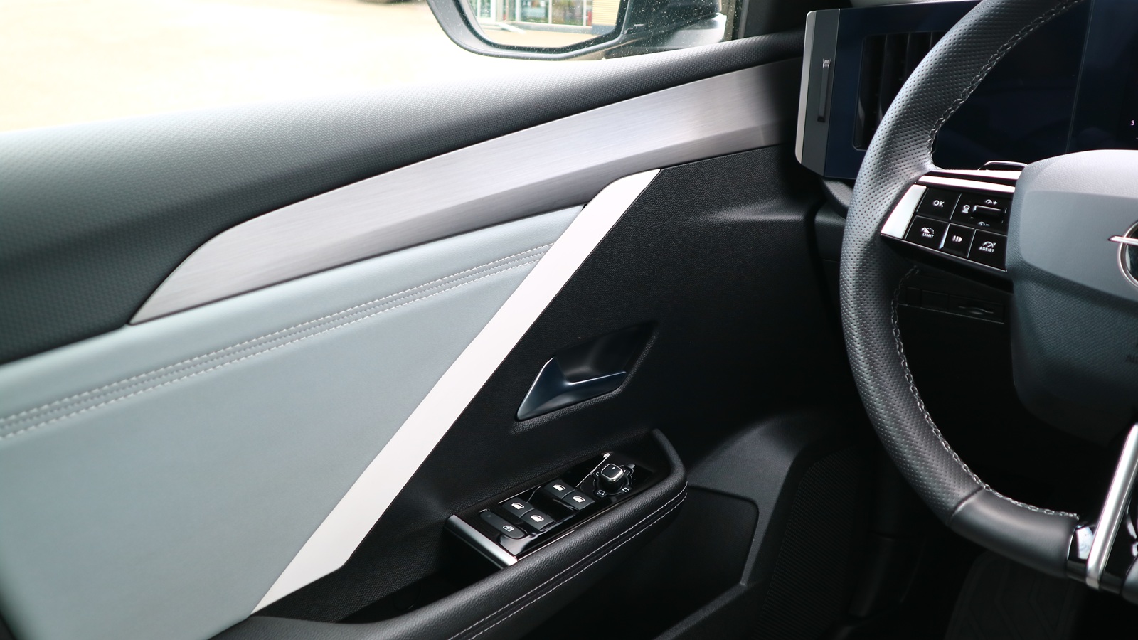 Інші авто OPEL ASTRA 2023 року, Хетчбек, Тойота Центр Київ "Автосаміт Укравто Столичне", м.Київ | Фото № 16 Інші авто OPEL ASTRA 2023 року з пробігом 46549 км, Хетчбек, Тойота Центр Київ "Автосаміт Укравто Столичне", м.Київ - 1015000 ГРН | Фото № 16