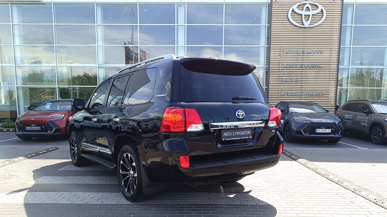 Toyota LAND CRUISER 2014 року, Універсал, Тойота Центр Київ "ВіДі Автострада", м.Київ | Фото № 2 Toyota LAND CRUISER 2014 року з пробігом 176907 км, Універсал, Тойота Центр Київ "ВіДі Автострада", м.Київ - 1740000 ГРН | Фото № 2