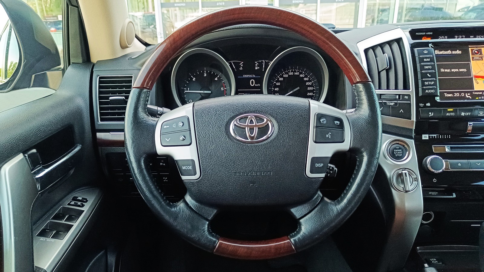 Toyota LAND CRUISER 2014 року, Універсал, Тойота Центр Київ "ВіДі Автострада", м.Київ | Фото № 9 Toyota LAND CRUISER 2014 року з пробігом 176907 км, Універсал, Тойота Центр Київ "ВіДі Автострада", м.Київ - 1740000 ГРН | Фото № 9