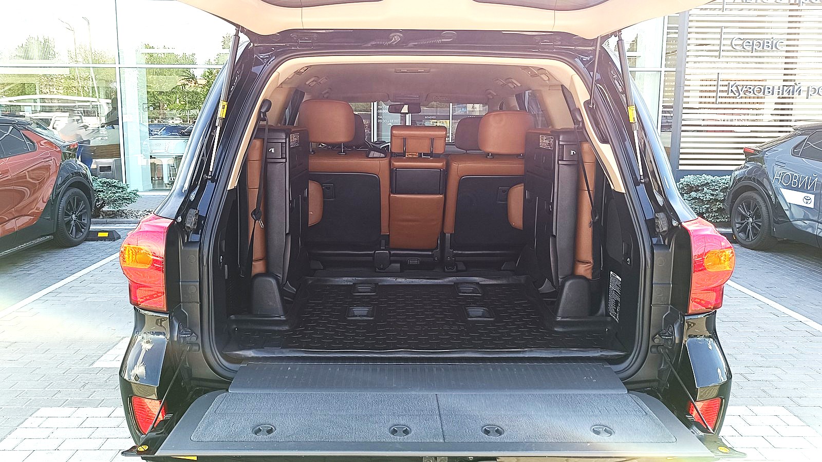 Toyota LAND CRUISER 2014 року, Універсал, Тойота Центр Київ "ВіДі Автострада", м.Київ | Фото № 10 Toyota LAND CRUISER 2014 року з пробігом 176907 км, Універсал, Тойота Центр Київ "ВіДі Автострада", м.Київ - 1740000 ГРН | Фото № 10