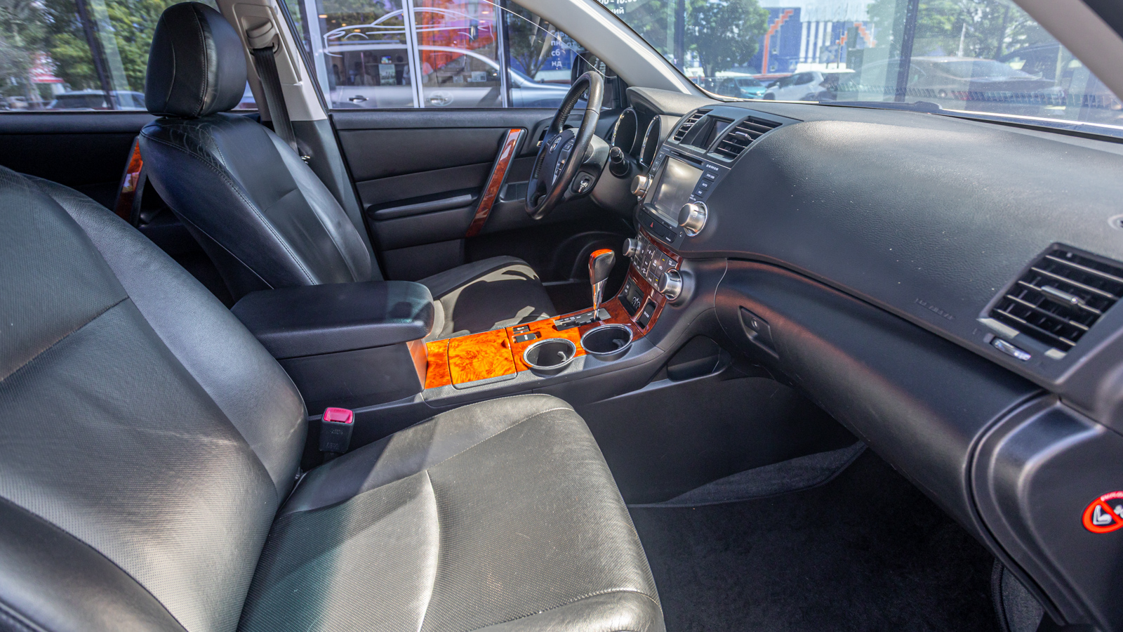 Toyota HIGHLANDER 2013 року з пробігом 208488 км, Універсал, Тойота Центр Дніпро "Алмаз Мотор" на Запорізькому шосе, м.Дніпро - 755000 ГРН | Фото № 6