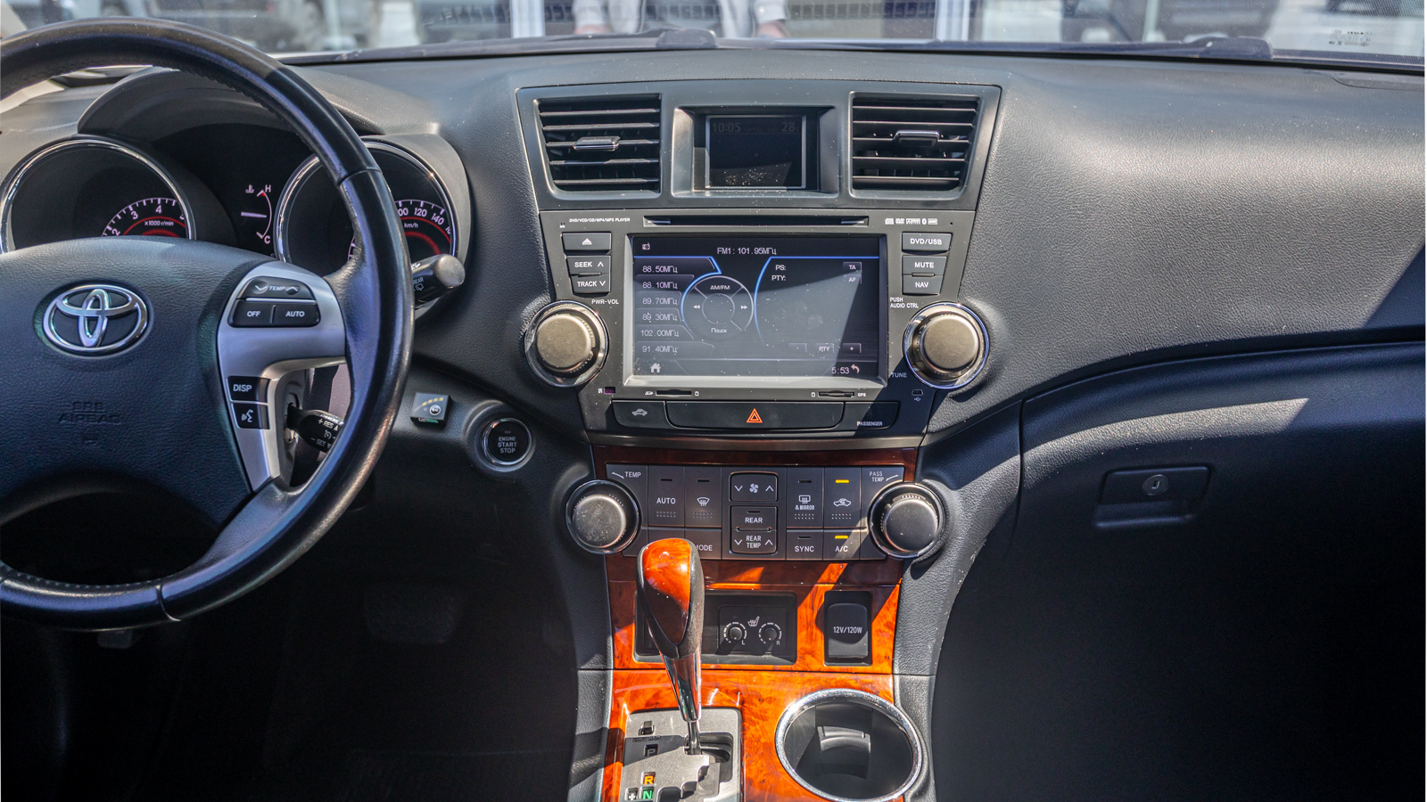 Toyota HIGHLANDER 2013 року з пробігом 208488 км, Універсал, Тойота Центр Дніпро "Алмаз Мотор" на Запорізькому шосе, м.Дніпро - 755000 ГРН | Фото № 15