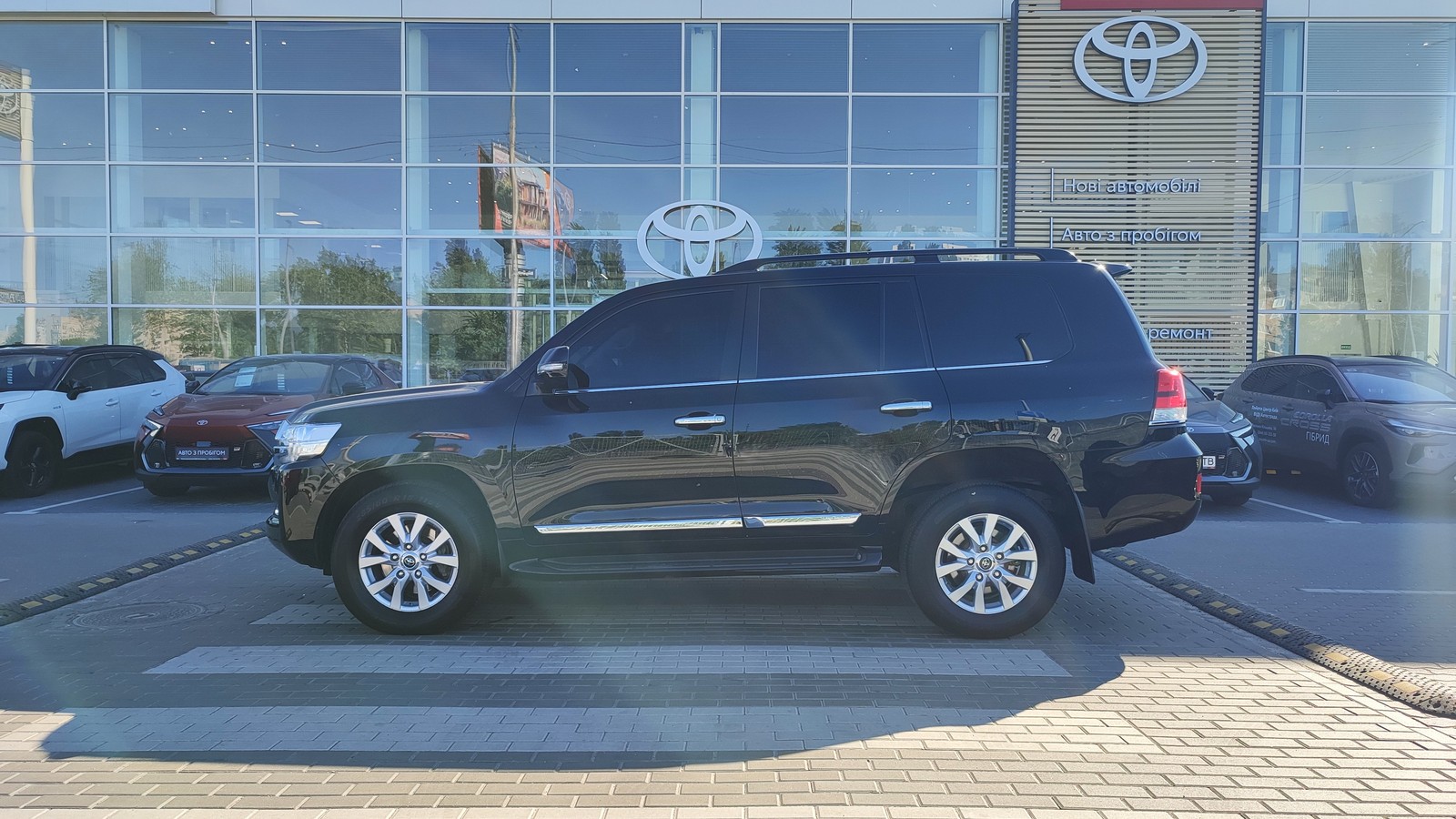 Toyota LAND CRUISER 2020 року, Універсал, Тойота Центр Київ "ВіДі Автострада", м.Київ | Фото № 3 Toyota LAND CRUISER 2020 року з пробігом 132613 км, Універсал, Тойота Центр Київ "ВіДі Автострада", м.Київ - 2596000 ГРН | Фото № 3