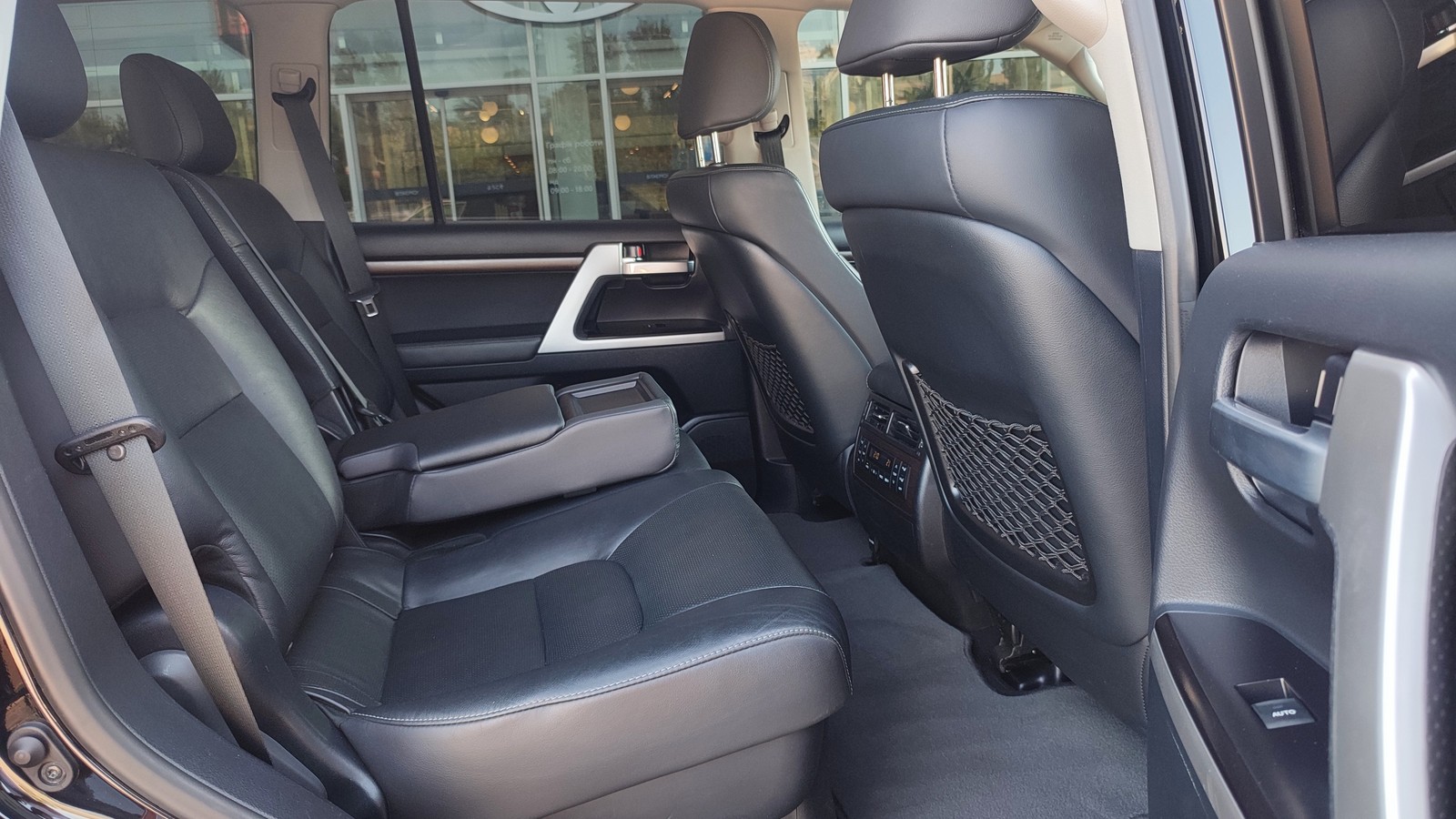 Toyota LAND CRUISER 2020 року, Універсал, Тойота Центр Київ "ВіДі Автострада", м.Київ | Фото № 7 Toyota LAND CRUISER 2020 року з пробігом 132613 км, Універсал, Тойота Центр Київ "ВіДі Автострада", м.Київ - 2596000 ГРН | Фото № 7