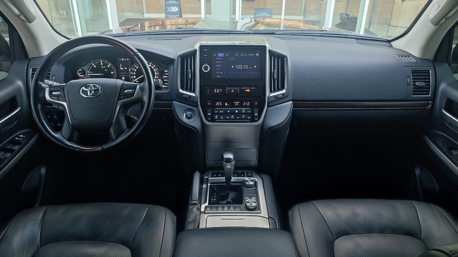 Toyota LAND CRUISER 2020 року, Універсал, Тойота Центр Київ "ВіДі Автострада", м.Київ | Фото № 8 Toyota LAND CRUISER 2020 року з пробігом 132613 км, Універсал, Тойота Центр Київ "ВіДі Автострада", м.Київ - 2596000 ГРН | Фото № 8