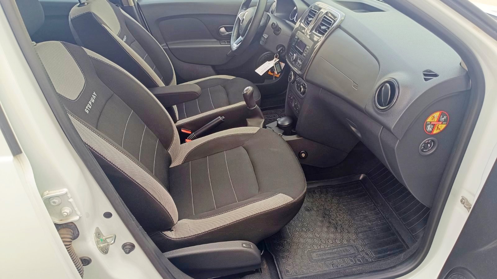 Інші авто RENAULT SANDERO 2021 року, Хетчбек, Тойота Центр Київ «ВІДІ Аеропорт», м.Київ | Фото № 6 Інші авто RENAULT SANDERO 2021 року з пробігом 78835 км, Хетчбек, Тойота Центр Київ «ВІДІ Аеропорт», м.Київ - 420000 ГРН | Фото № 6
