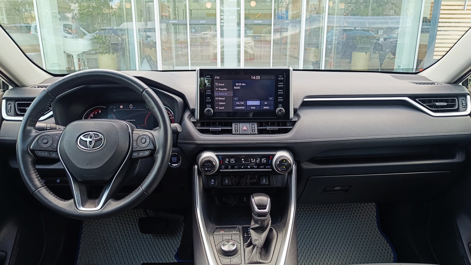 Toyota RAV4 2021 року, Універсал, Тойота Центр Київ "ВіДі Автострада", м.Київ | Фото № 8 Toyota RAV4 2021 року з пробігом 99313 км, Універсал, Тойота Центр Київ "ВіДі Автострада", м.Київ - 1400000 ГРН | Фото № 8