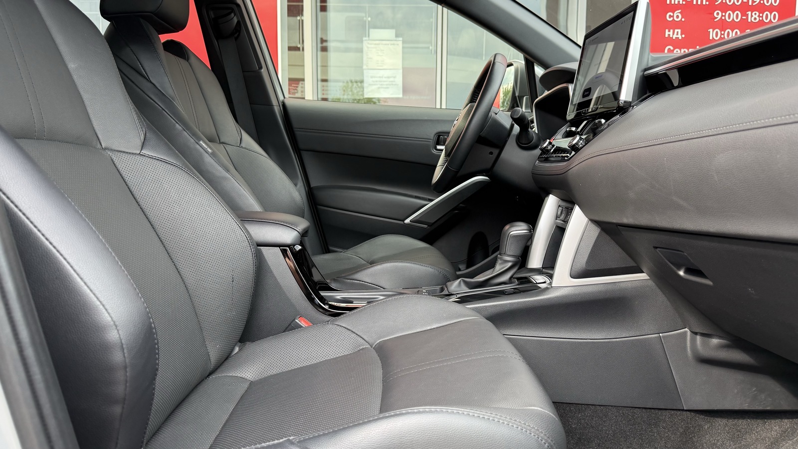 Toyota COROLLA CROSS 2024 року, Універсал, Тойота Центр Вінниця "Преміум Мотор", м.Вінниця | Фото № 6 Toyota COROLLA CROSS 2024 року з пробігом 24978 км, Універсал, Тойота Центр Вінниця "Преміум Мотор", м.Вінниця - 1600000 ГРН | Фото № 6