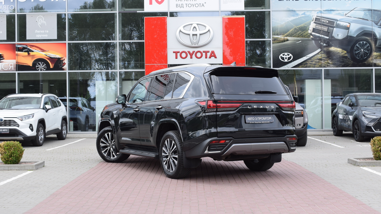 Lexus LX 2023 року з пробігом 98327 км, Універсал, Тойота Центр Житомир "Стар - Кар", м.Житомир - 4752000 ГРН | Фото № 2