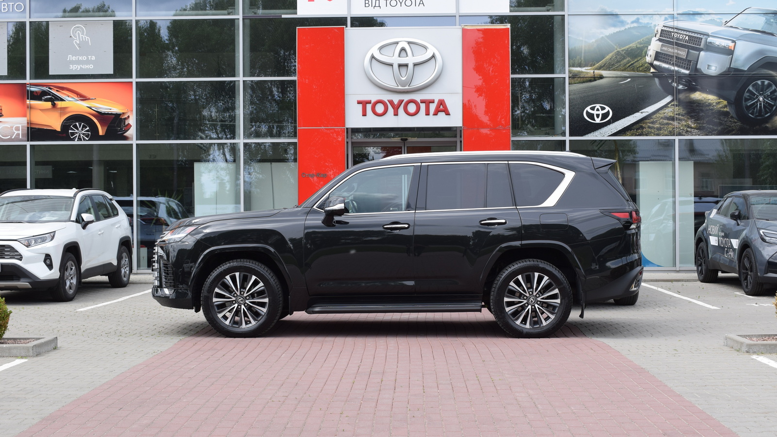 Lexus LX 2023 року з пробігом 98327 км, Універсал, Тойота Центр Житомир "Стар - Кар", м.Житомир - 4752000 ГРН | Фото № 3