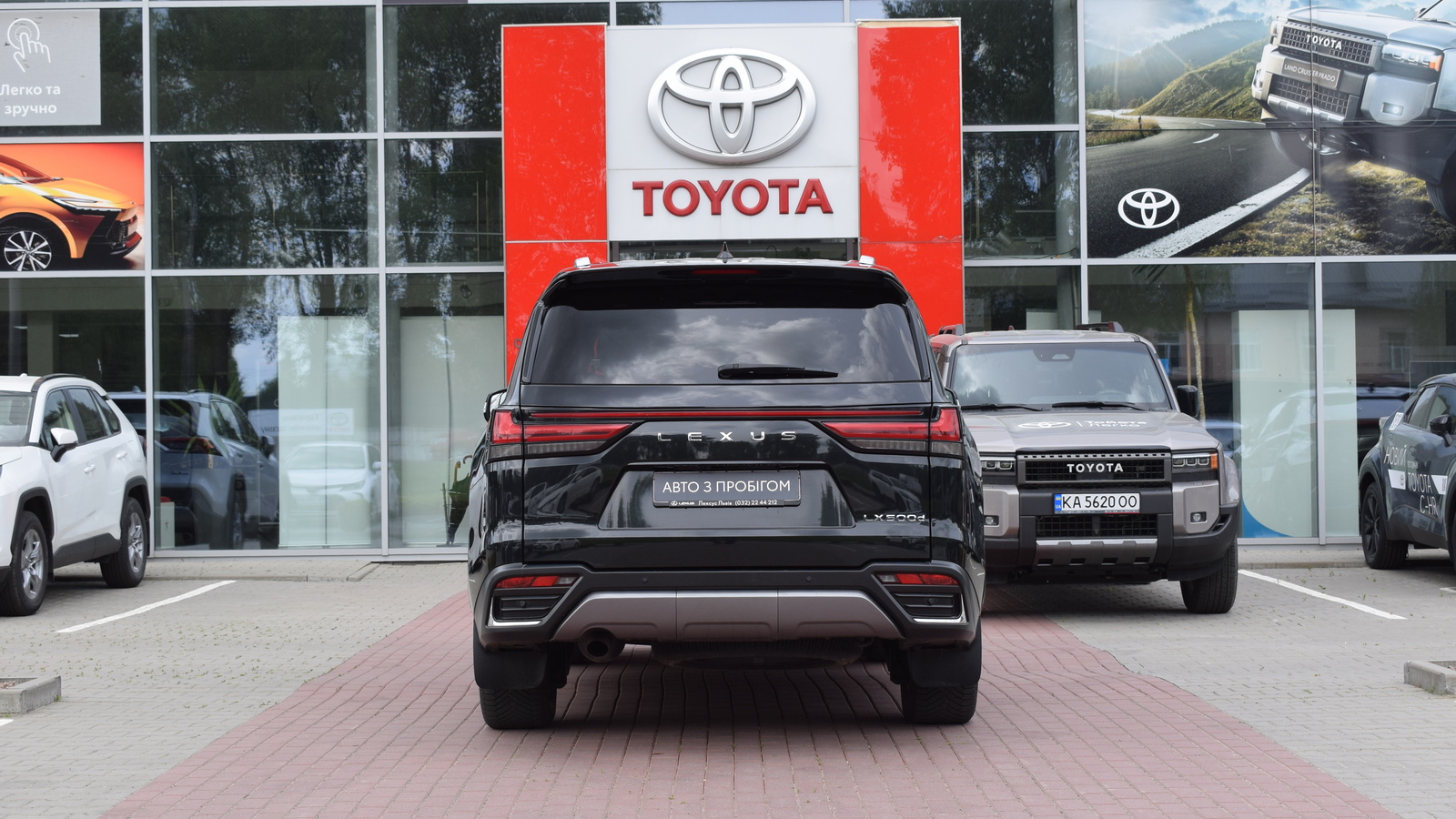 Lexus LX 2023 року з пробігом 98327 км, Універсал, Тойота Центр Житомир "Стар - Кар", м.Житомир - 4752000 ГРН | Фото № 4