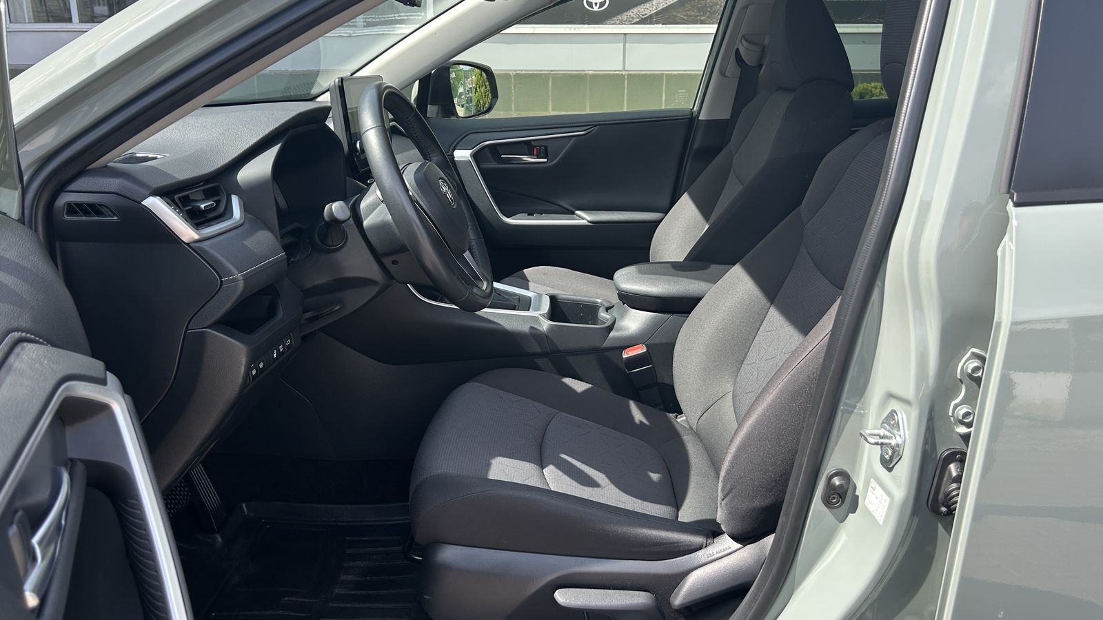 Toyota RAV4 2023 року з пробігом 37648 км, Універсал, Тойота Центр Чернівці "Олімп-Моторс", м.Чернівці - 1420000 ГРН | Фото № 12