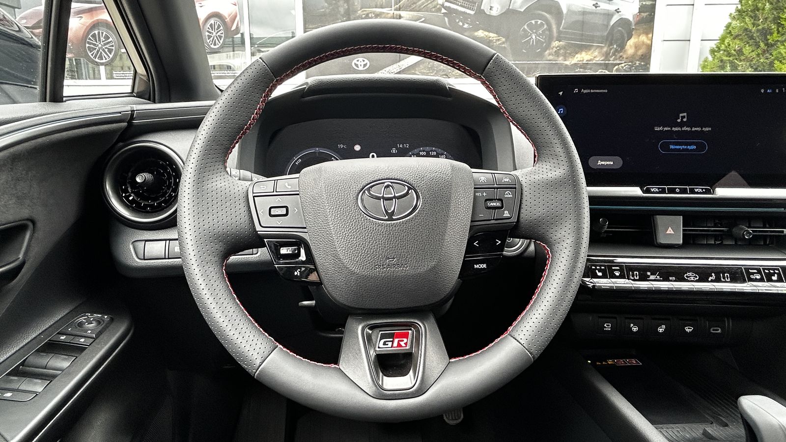 Toyota C-HR 2024 року, Хетчбек, Тойота Центр Чернівці "Олімп-Моторс", м.Чернівці | Фото № 13 Toyota C-HR 2024 року з пробігом 11930 км, Хетчбек, Тойота Центр Чернівці "Олімп-Моторс", м.Чернівці - 1819140 ГРН | Фото № 13