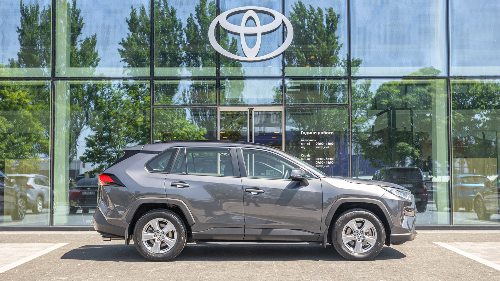 Toyota RAV4 2025 року, Універсал, Тойота Центр Дніпро "Алмаз Мотор" на Запорізькому шосе, м.Дніпро | Фото № 19 Toyota RAV4 2025 року з пробігом 32537 км, Універсал, Тойота Центр Дніпро "Алмаз Мотор" на Запорізькому шосе, м.Дніпро - 1750000 ГРН | Фото № 19