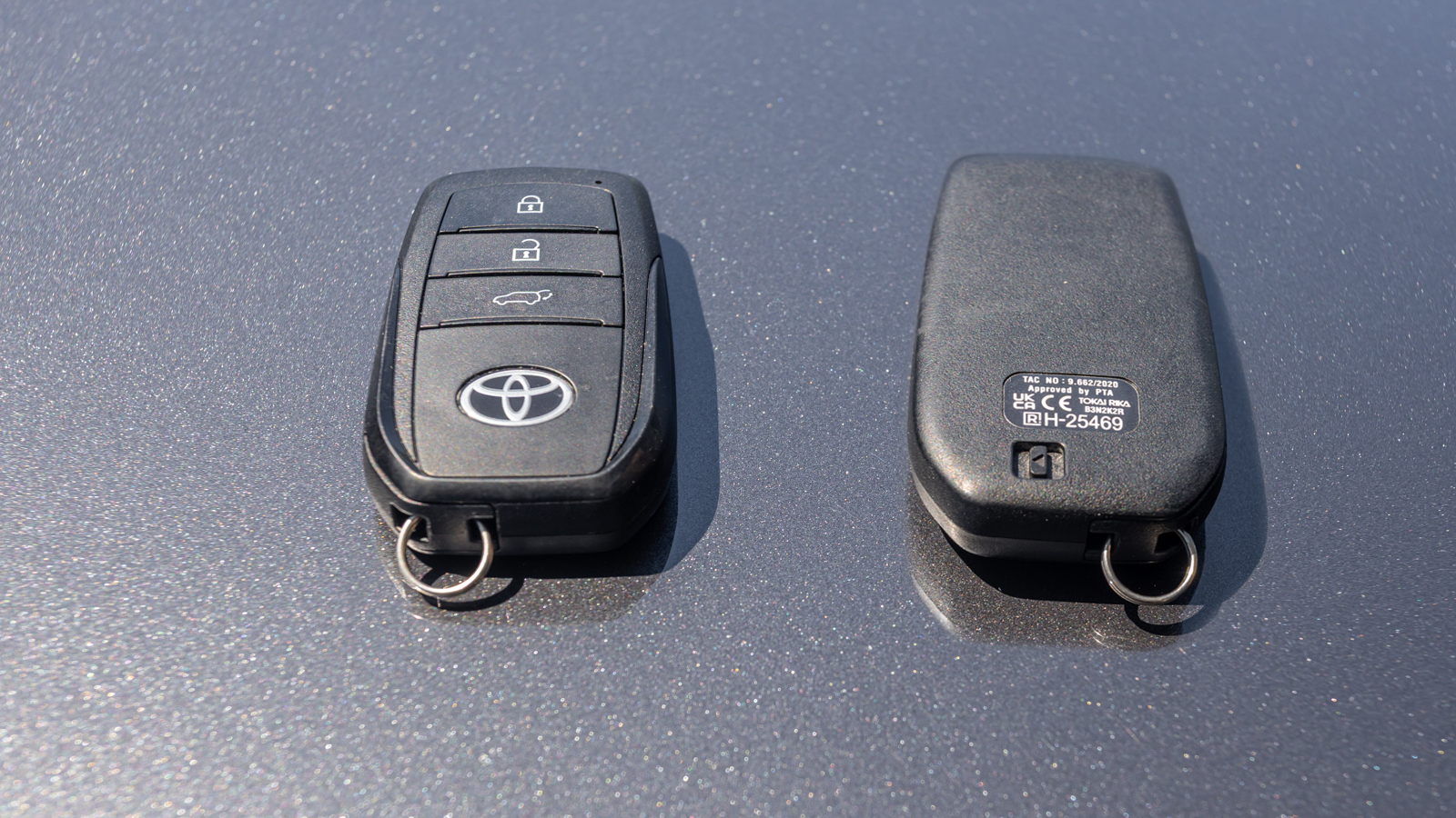 Toyota RAV4 2025 року, Універсал, Тойота Центр Дніпро "Алмаз Мотор" на Запорізькому шосе, м.Дніпро | Фото № 32 Toyota RAV4 2025 року з пробігом 32537 км, Універсал, Тойота Центр Дніпро "Алмаз Мотор" на Запорізькому шосе, м.Дніпро - 1750000 ГРН | Фото № 32